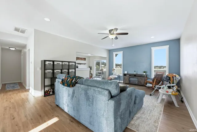 $279,900 | 922 Honey Willow Boulevard, Huntertown, IN 46748