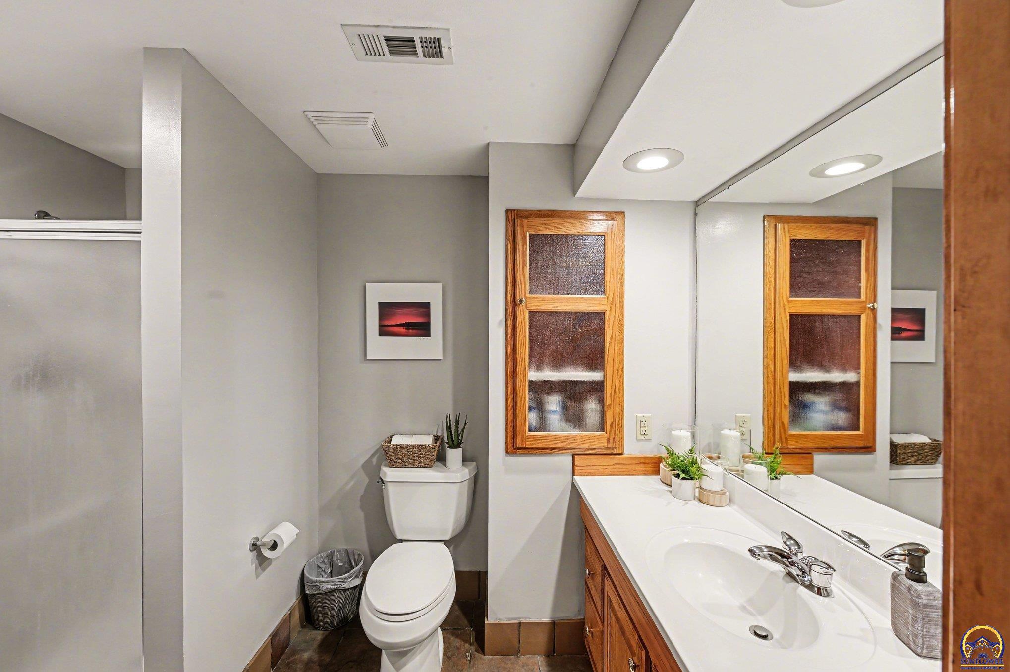 6033 Southwest 39th Street Topeka, KS 66610 - Photo 22 of 36