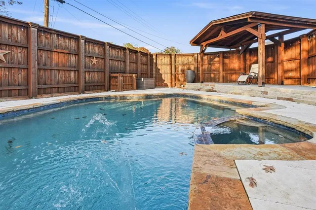 $365,000 | 905 Daventry Drive, Garland, TX 75040