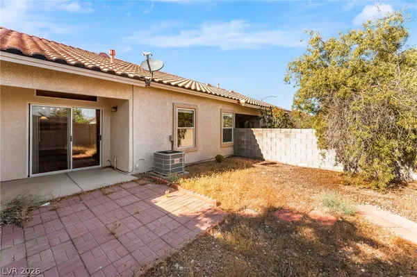 $1,695 | 3400 Wexford Lane, Unit 102, Las Vegas, NV 89129