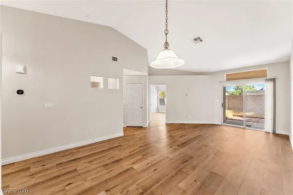 $1,695 | 3400 Wexford Lane, Unit 102, Las Vegas, NV 89129
