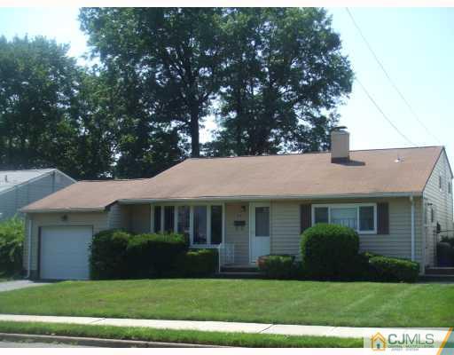 27 Westminster Road Colonia, NJ 07067 - Photo 1 of 8