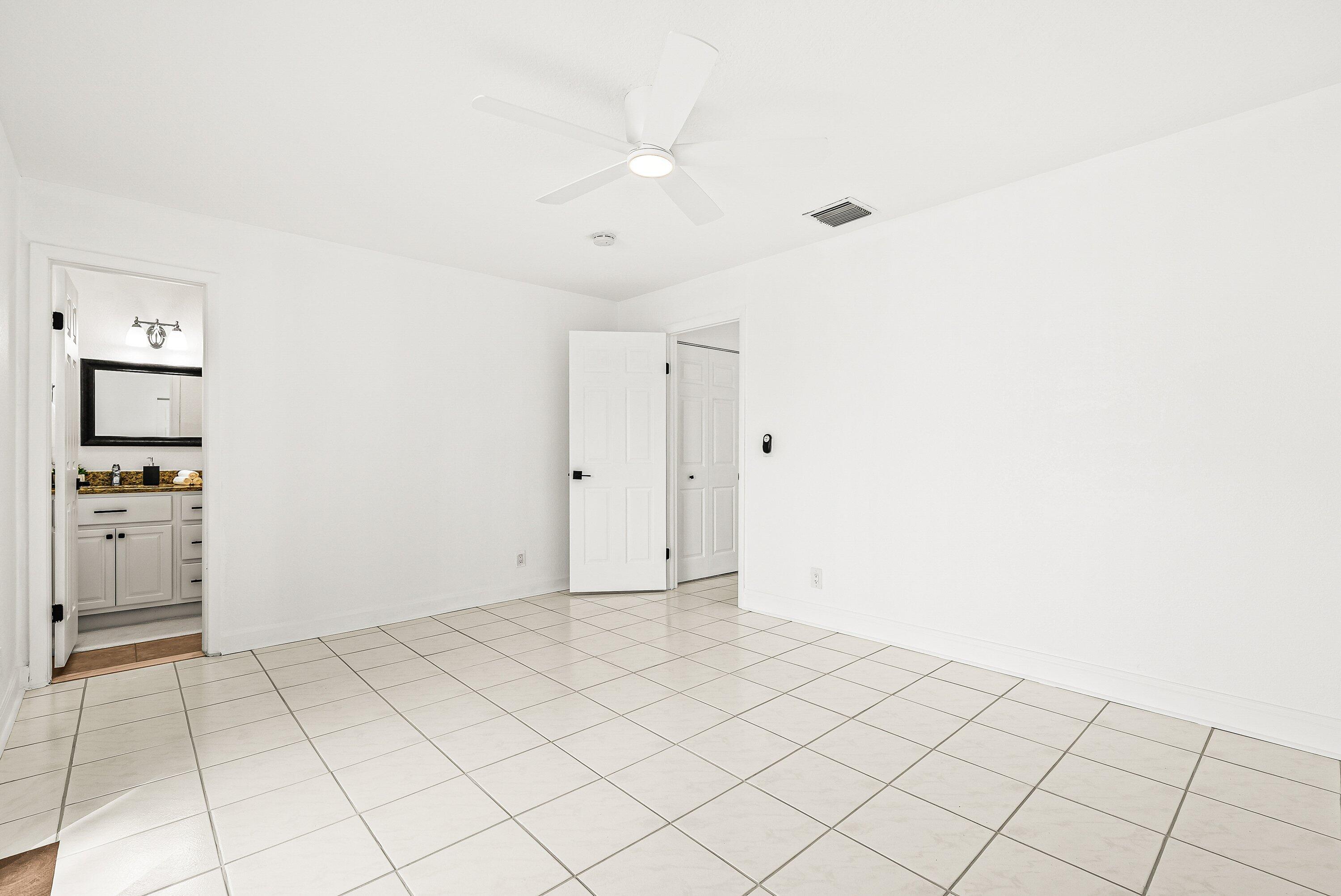 17 Fayette Drive Ocean Ridge, FL 33435 - Photo 19 of 40 Master Bedroom