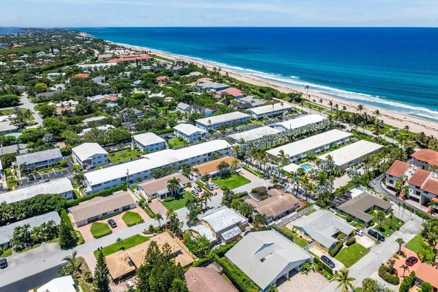 $3,700 | 17 Fayette Drive, Ocean Ridge, FL 33435