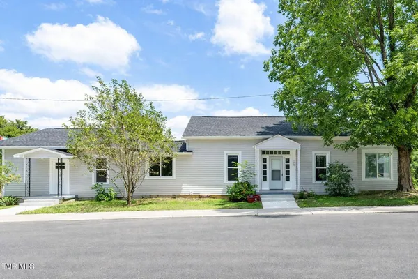 $359,500 | 1007 Spring Street, Johnson City, TN 37604