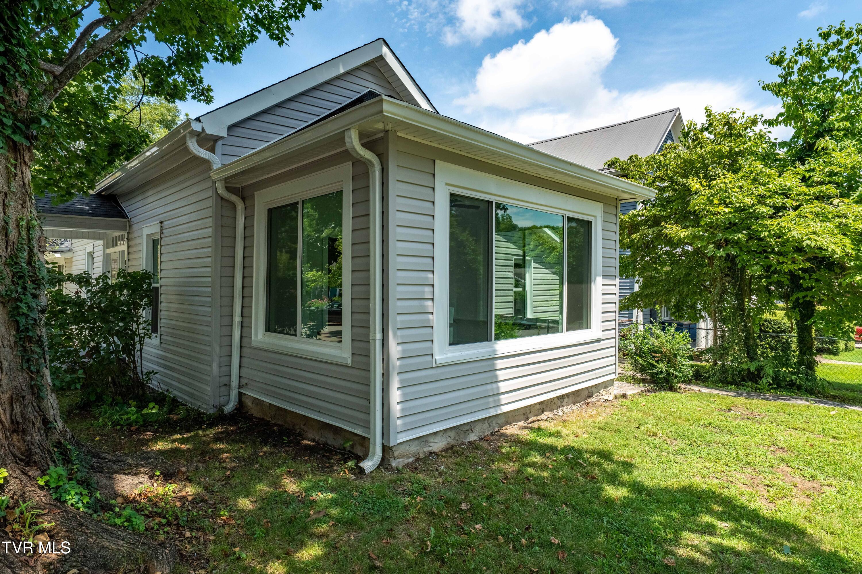 1007 Spring Street Johnson City, TN 37604 - Photo 11 of 45 1007 Spring St-5