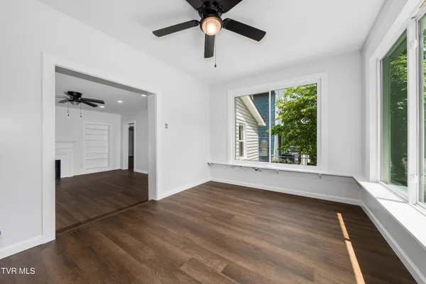 $359,500 | 1007 Spring Street, Johnson City, TN 37604