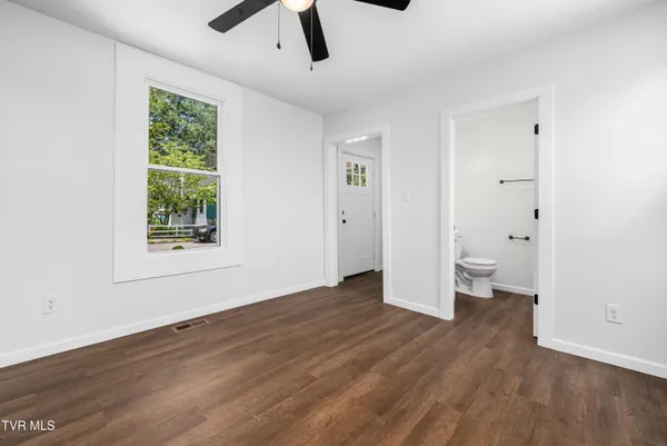 $359,500 | 1007 Spring Street, Johnson City, TN 37604