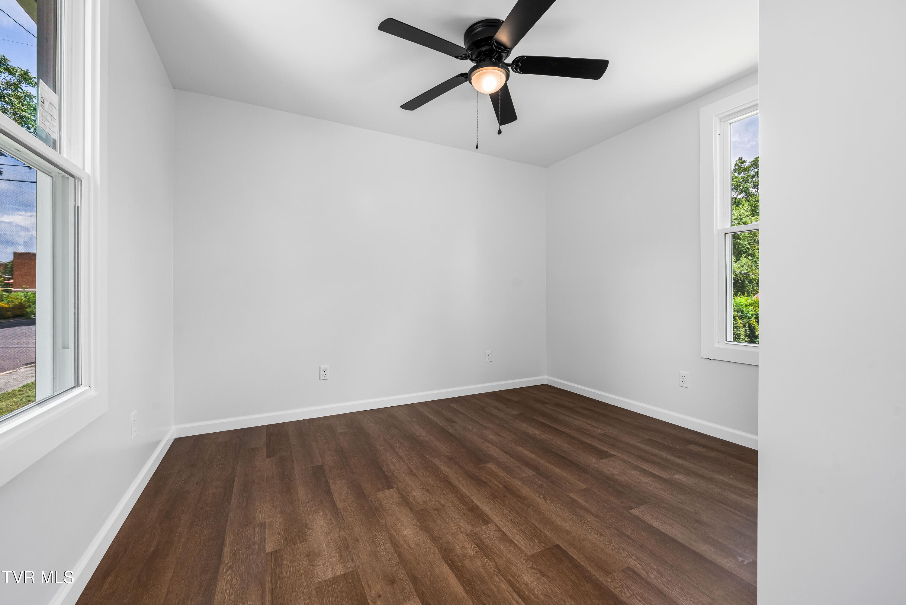 1007 Spring Street Johnson City, TN 37604 - Photo 6 of 45 1007 Spring St-42