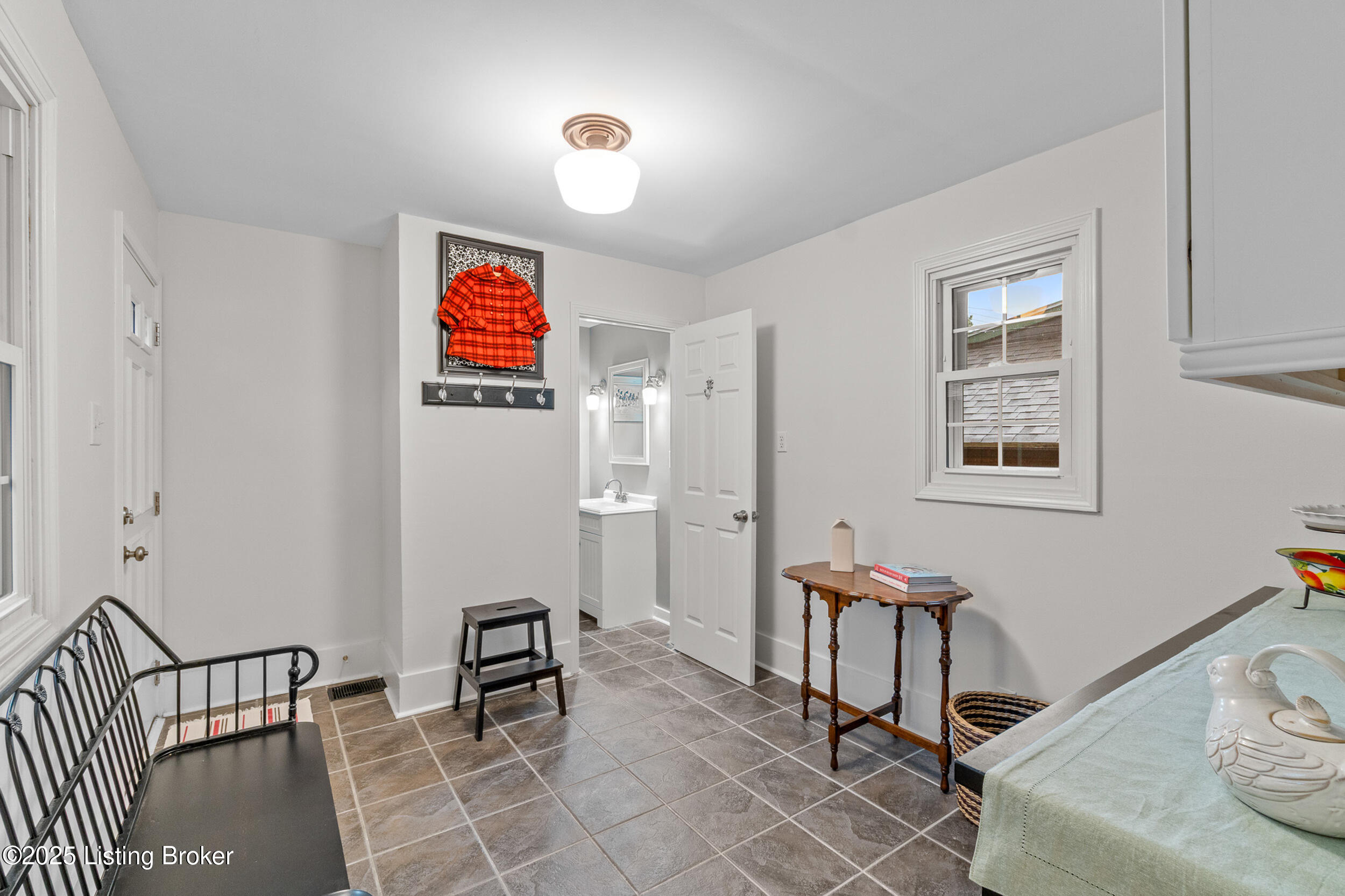 916 Greenleaf Road Louisville, KY 40213 - Photo 21 of 55 breakfast room to bath