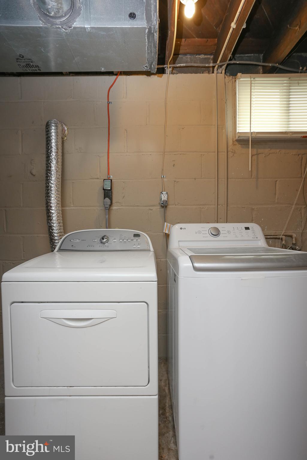 409 South Wickham Road Baltimore, MD 21229 - Photo 35 of 48 Lower level laundry