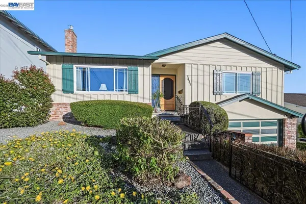 $1,098,888 | 3439 Wyndale Drive, Castro Valley, CA 94546