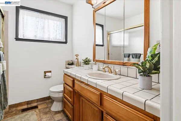 $1,098,888 | 3439 Wyndale Drive, Castro Valley, CA 94546