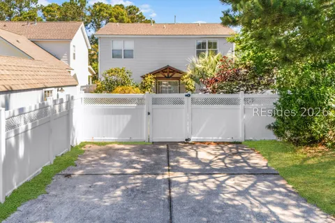 $600,000 | 37 5th Avenue, Bluffton, SC 29910