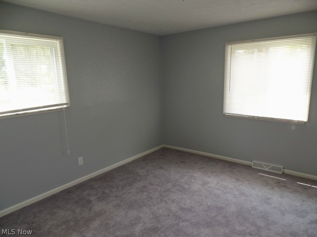7553 Webster Road Cleveland, OH 44130 - Photo 11 of 16 Gallery Image 11