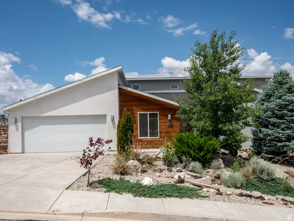 $549,000 | 48 South Cimarron Circle, Cedar City, UT 84720