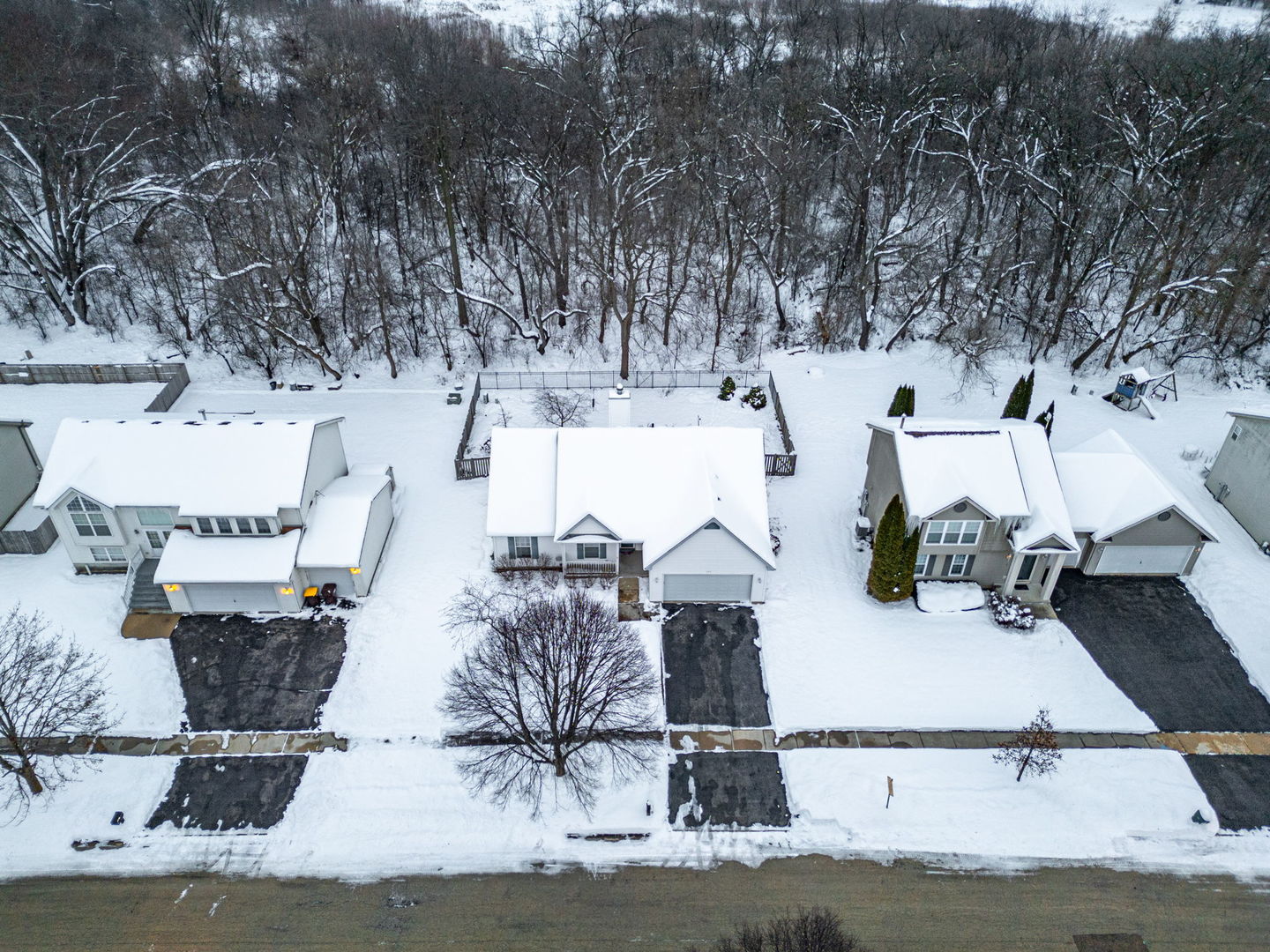 109 Shawnee Lane Harvard, IL 60033 - Photo 29 of 34 a view of a house with a yard