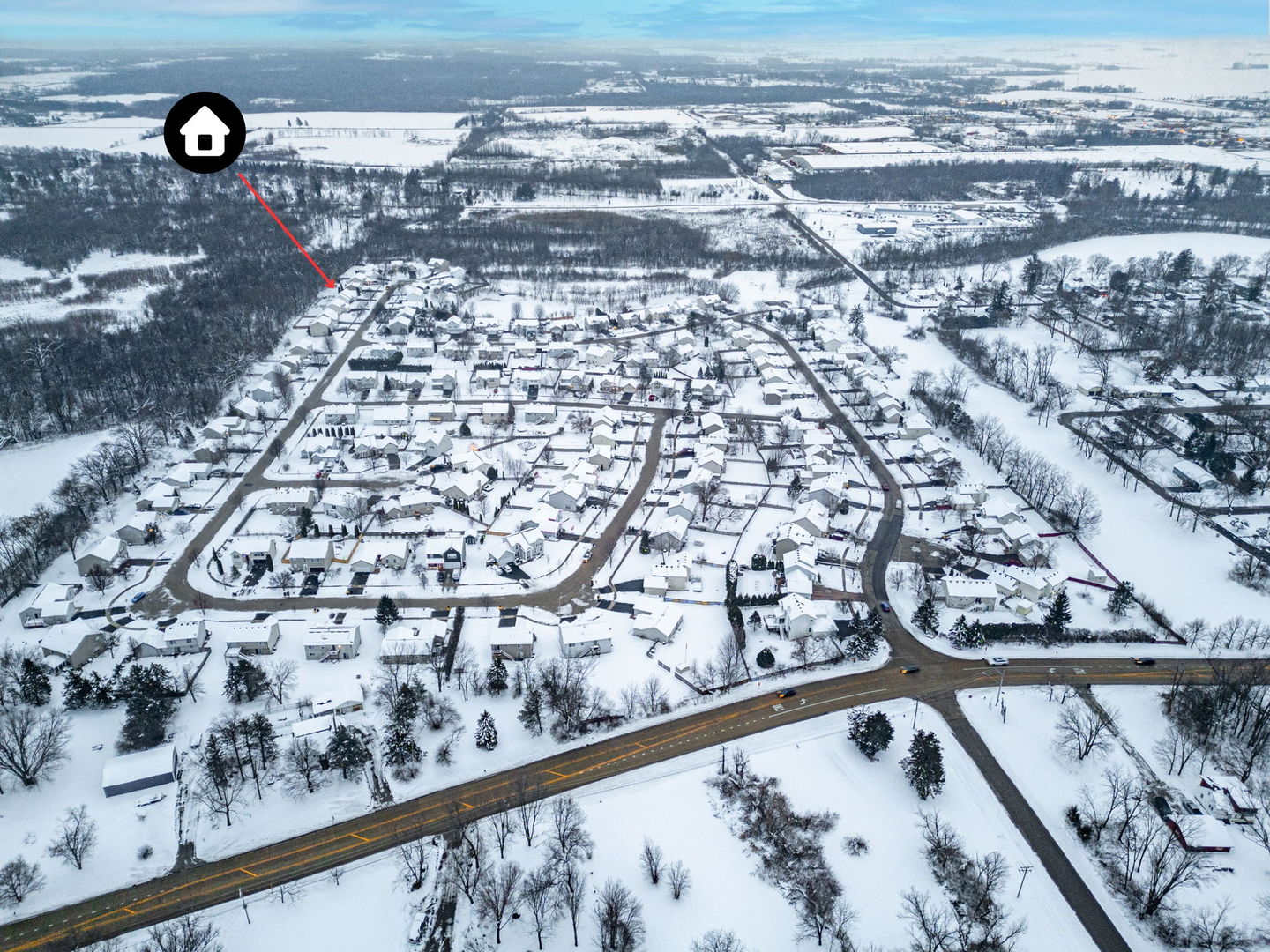 109 Shawnee Lane Harvard, IL 60033 - Photo 30 of 34 a view of a black and white wall