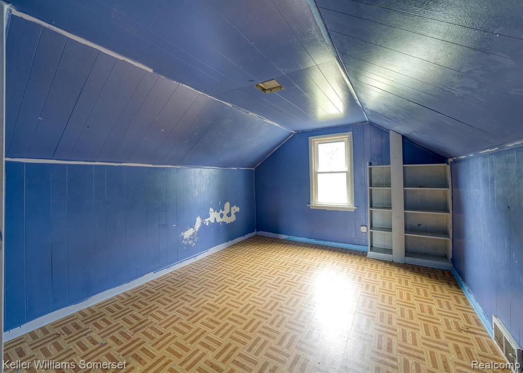 8485 Stephens Center Line, MI 48015 - Photo 21 of 27 Gallery Image 21