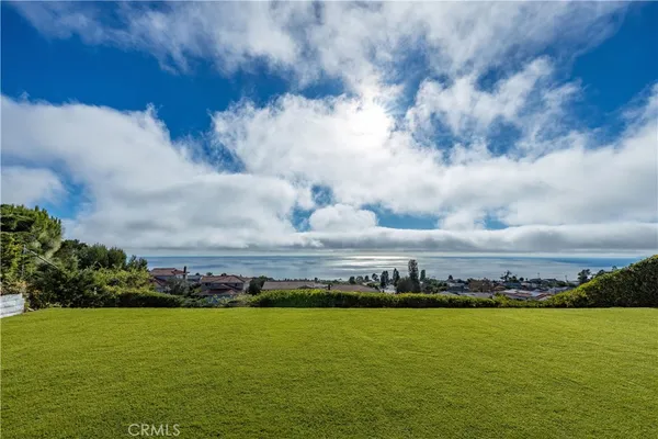 $2,895,000 | 28631 Shire Oaks Drive, Rancho Palos Verdes, CA 90275