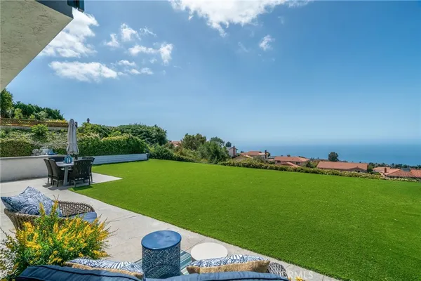 $2,895,000 | 28631 Shire Oaks Drive, Rancho Palos Verdes, CA 90275