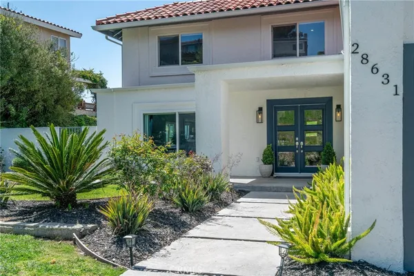 $2,895,000 | 28631 Shire Oaks Drive, Rancho Palos Verdes, CA 90275