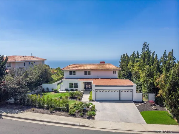 $2,895,000 | 28631 Shire Oaks Drive, Rancho Palos Verdes, CA 90275