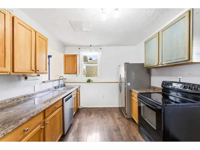 $330,000 | 432 Southeast Jefferson Street, Albany, OR 97321