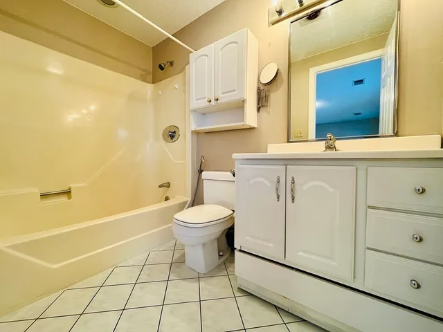 $2,700 | 30 C Margin Street, Unit C, Lynn, MA 01905