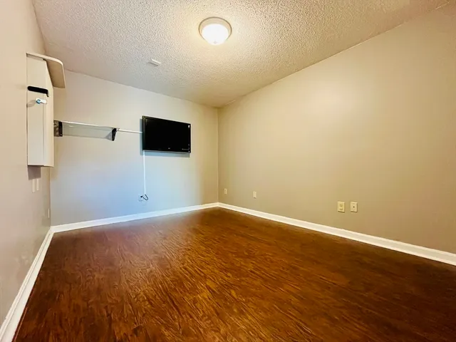 $2,700 | 30 C Margin Street, Unit C, Lynn, MA 01905