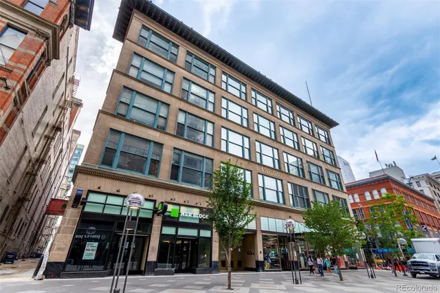 a view of a building the street