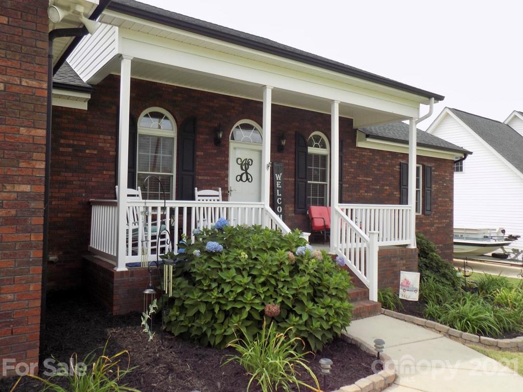 2255 Stallings Road Harrisburg, NC 28075 - Photo 3 of 36 Gallery Image 3