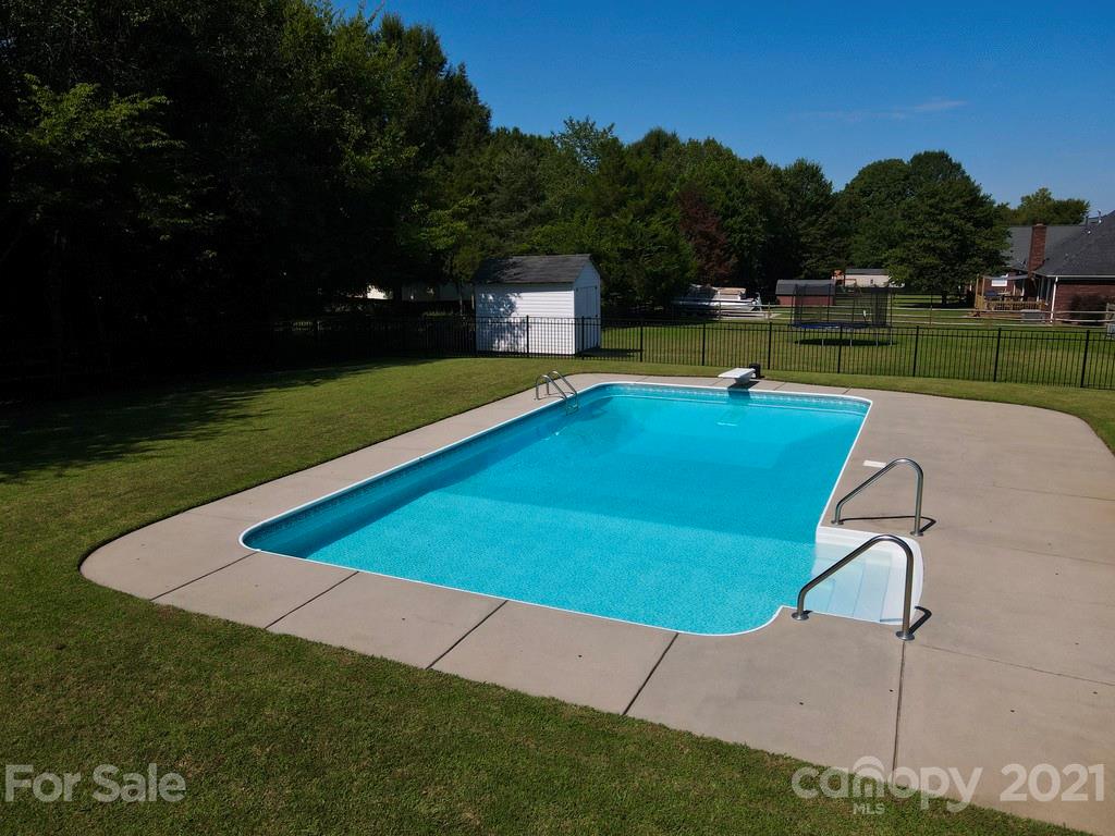 2255 Stallings Road Harrisburg, NC 28075 - Photo 32 of 36 Gallery Image 32