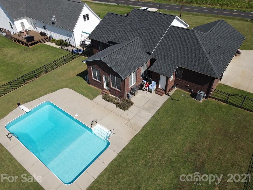 2255 Stallings Road Harrisburg, NC 28075 - Photo 35 of 36 Gallery Image 35