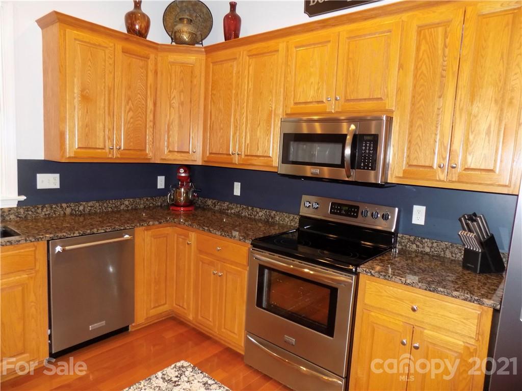 2255 Stallings Road Harrisburg, NC 28075 - Photo 8 of 36 Gallery Image 8