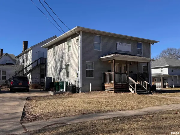 $130,000 | 303 West Adams Road, Macomb, IL 61455