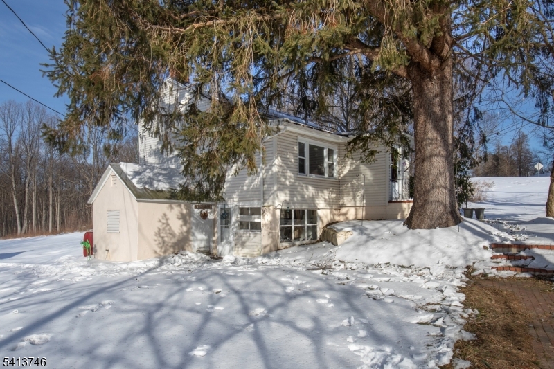 120 Fairmount Road East Califon, NJ 07830 - Photo 3 of 14