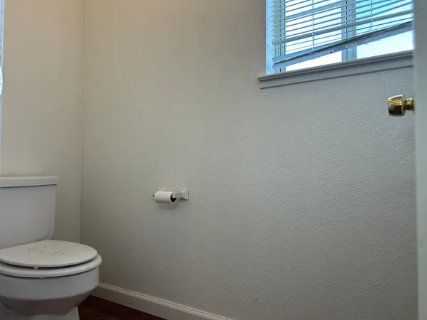 $2,550 | 1981 West Kavanagh Avenue, Tracy, CA 95376