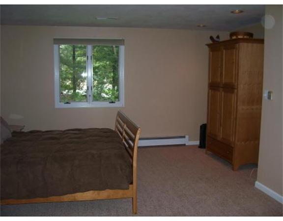 28 Cornstalk Road Dracut, MA 01826 - Photo 11 of 29 Gallery Image 11
