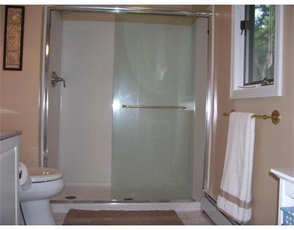 28 Cornstalk Road Dracut, MA 01826 - Photo 13 of 29 Gallery Image 13
