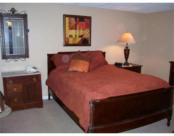 28 Cornstalk Road Dracut, MA 01826 - Photo 17 of 29 Gallery Image 17