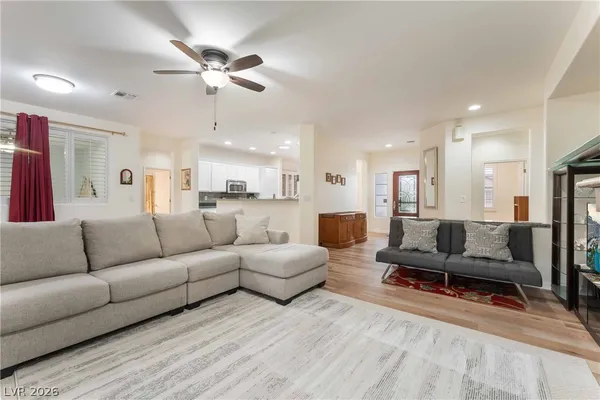 $2,500 | 2565 Leighton Avenue, Henderson, NV 89052