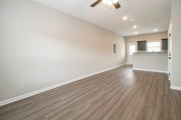 $1,180 | 1115 Hillwood Drive, Unit H3, Clarksville, TN 37040