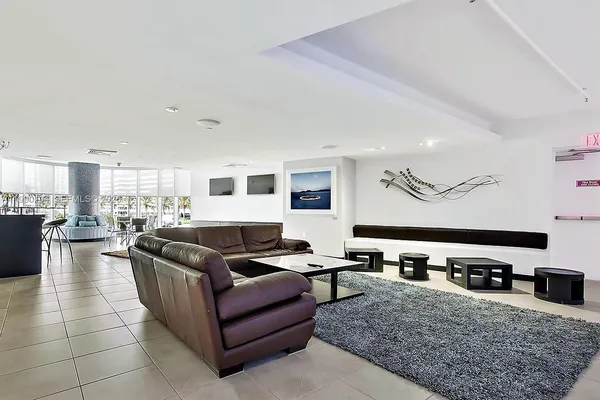 $6,800 | 1850 South Ocean Drive, Unit 2303, Hallandale Beach, FL 33009