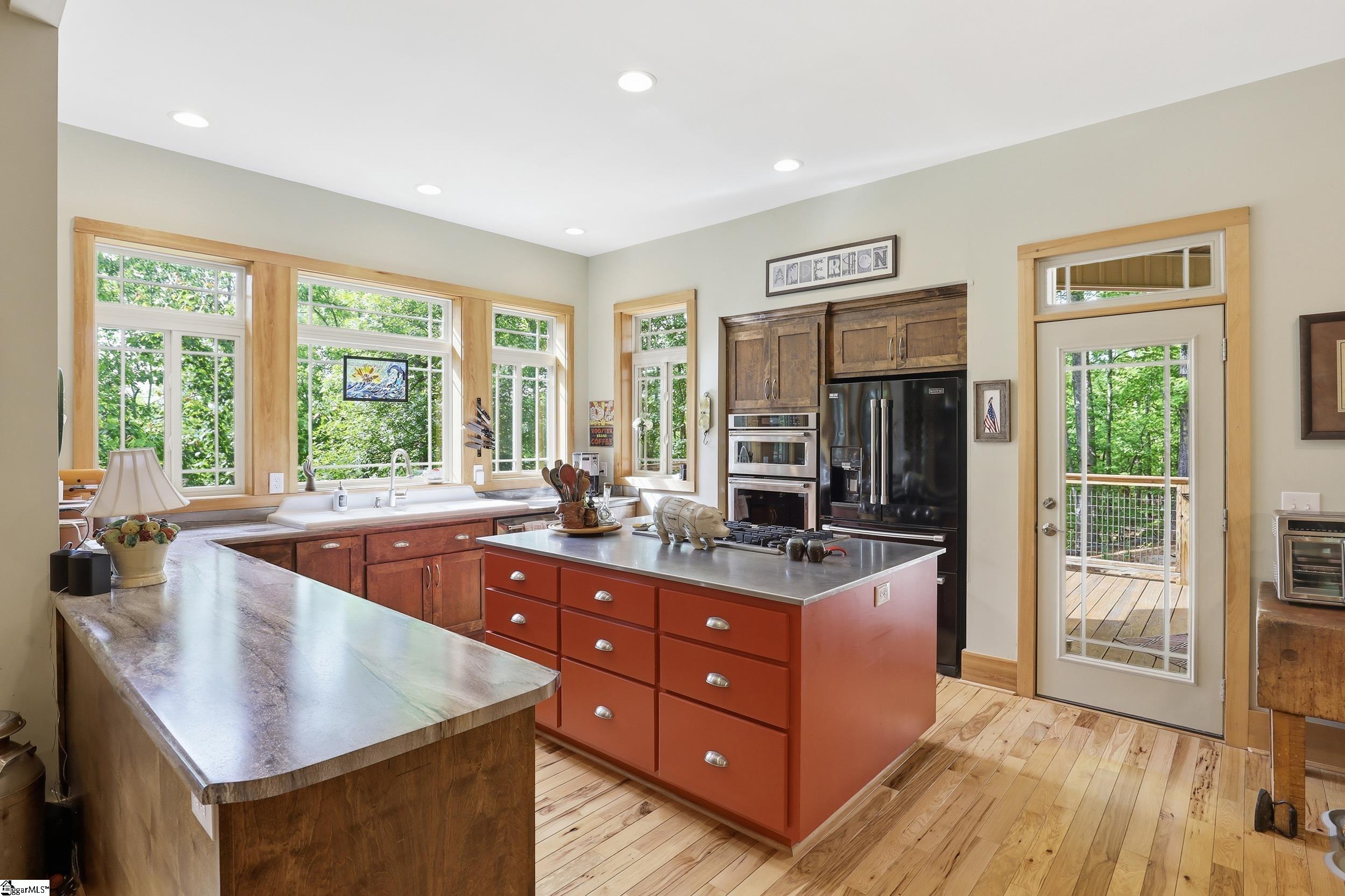 123 Summit Pine Sunset, SC 29685 - Photo 4 of 50