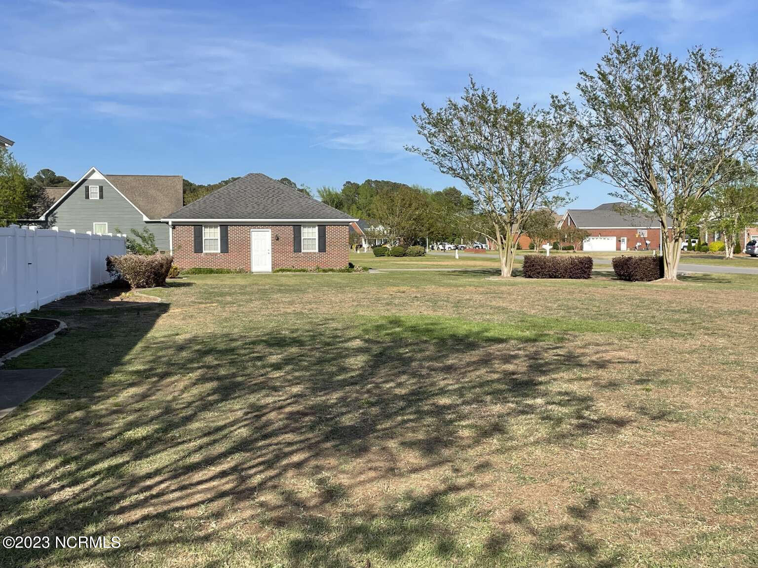 102 Edgebrook Drive Pikeville, NC 27863 - Photo 13 of 25 Watson.13