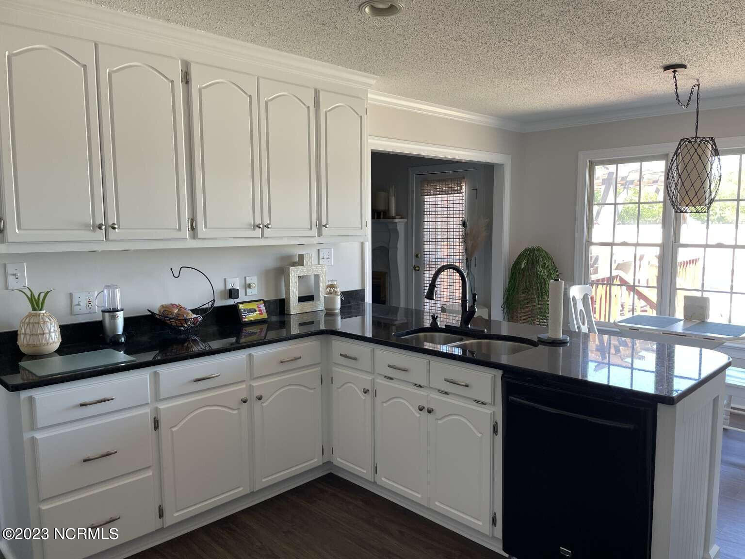 102 Edgebrook Drive Pikeville, NC 27863 - Photo 8 of 25 Watson.8