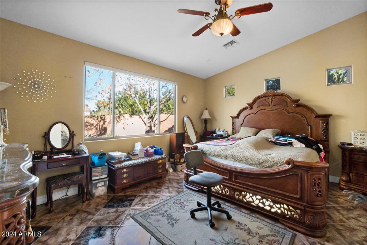 2116 West Harwell Rd. Phoenix, AZ 85041 - Photo 25 of 40 24-Primary bedroom