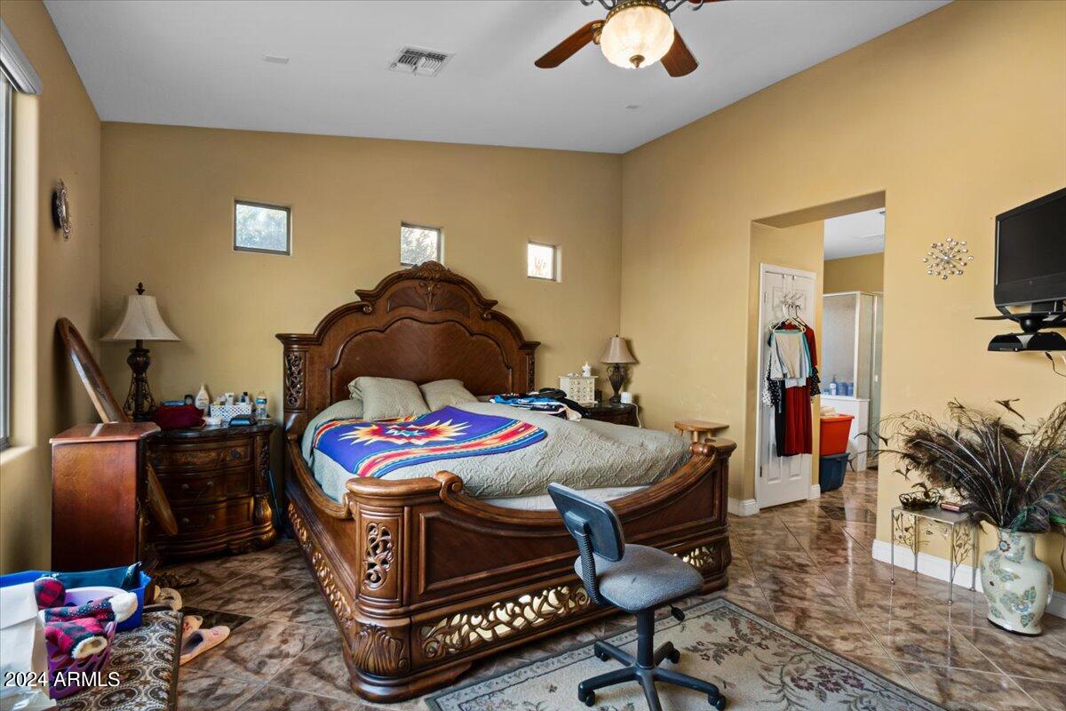 2116 West Harwell Rd. Phoenix, AZ 85041 - Photo 26 of 40 25-Primary bedroom