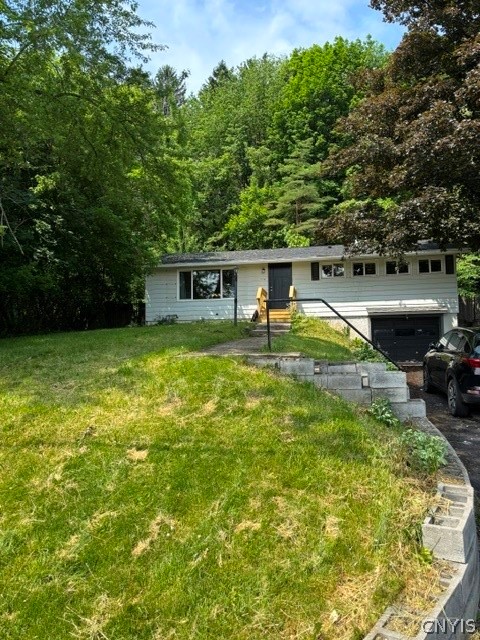 118 Parsons Road Camillus, NY 13031 - Photo 1 of 17 Front of Home
